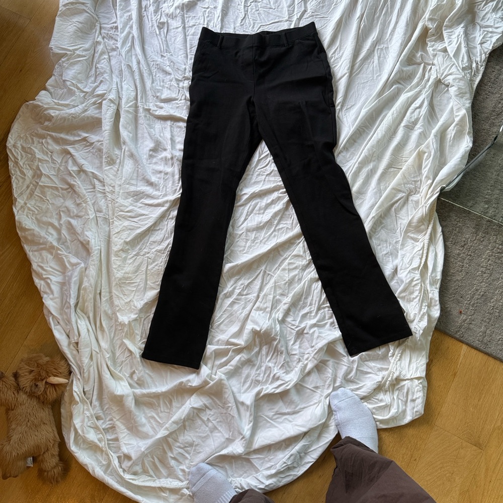 Quince Women's Black Straight Leg Pants